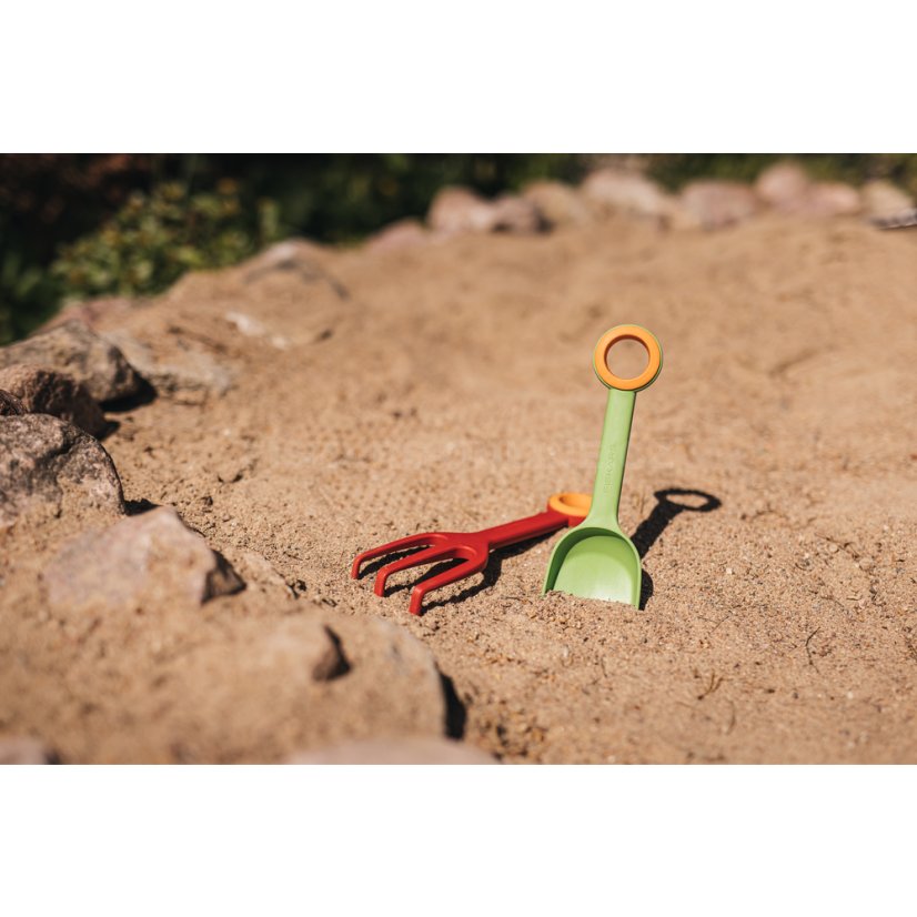 Lopatka a kultivátor pro děti