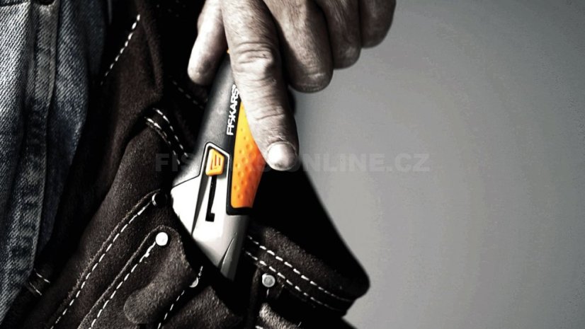 Fiskars CarboMax pracovní nůž 1027222