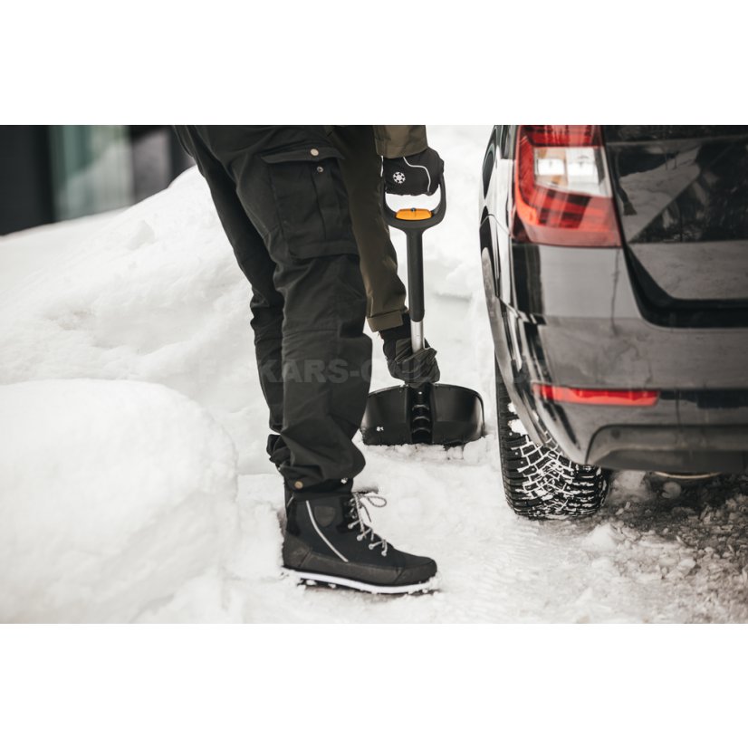 Teleskopická lopata na sníh Fiskars X-series™do auta