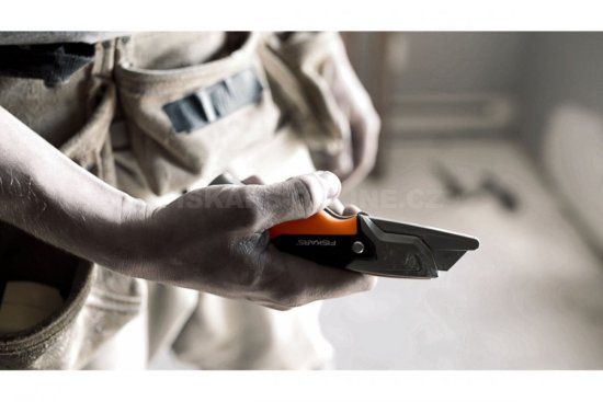 Fiskars CarboMax pracovní nůž 1027222