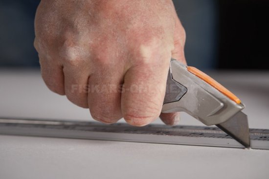 Fiskars CarboMax pracovní nůž 1027222