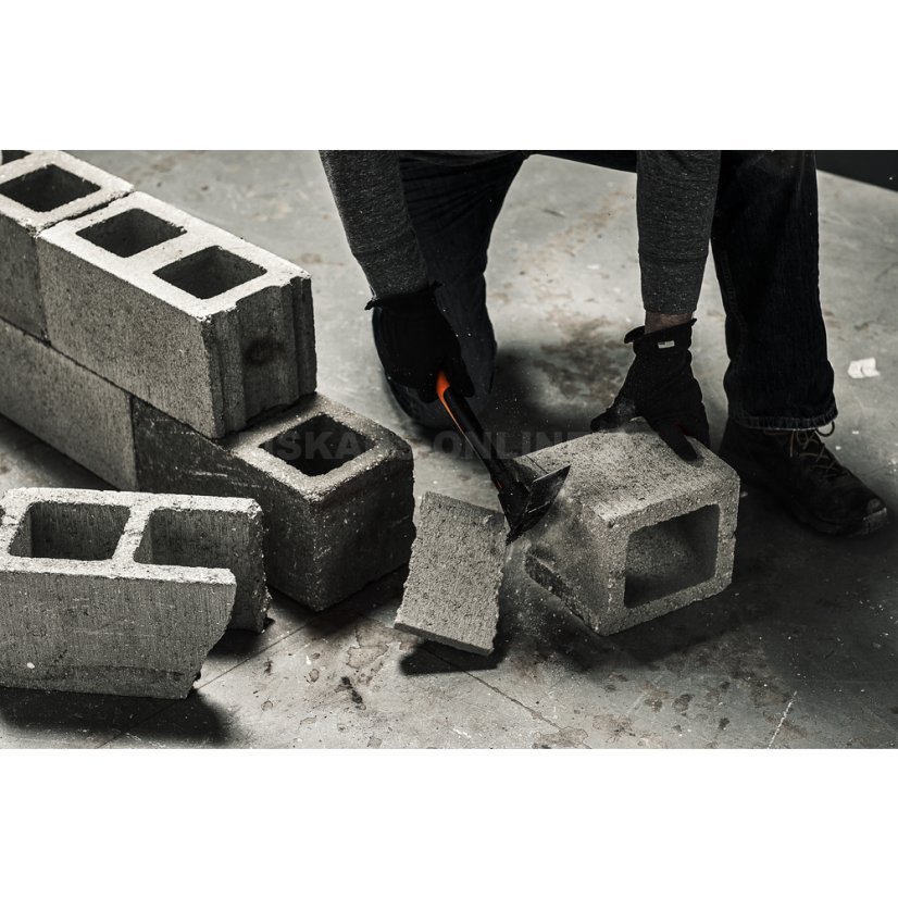 Krumpáč malý Fiskars IsoCore S