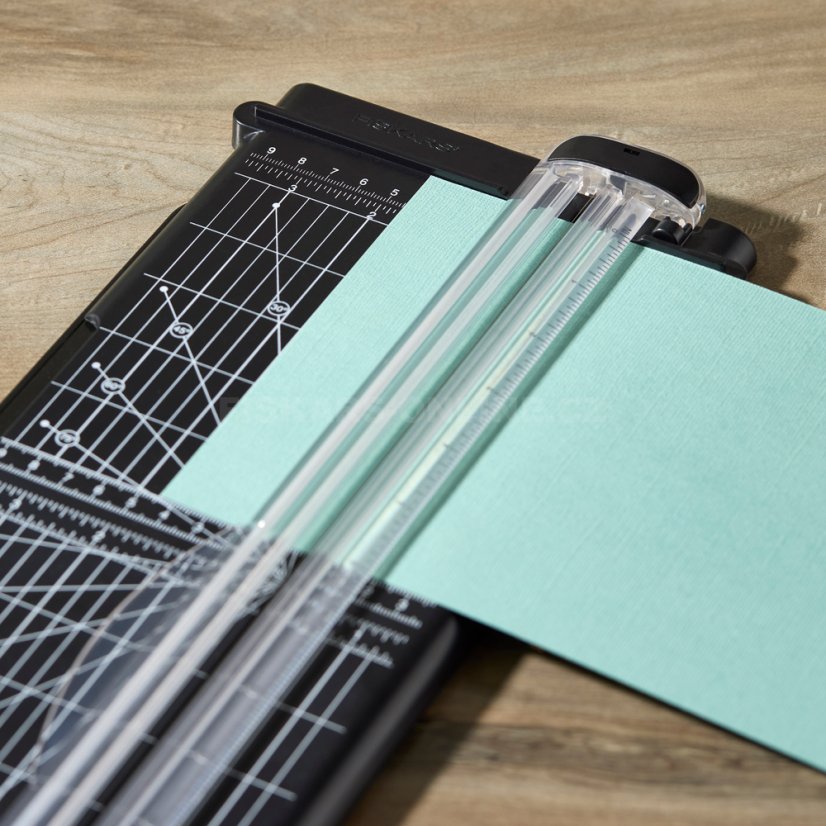 Řezačka papíru Fiskars SureCut 1077984 A4