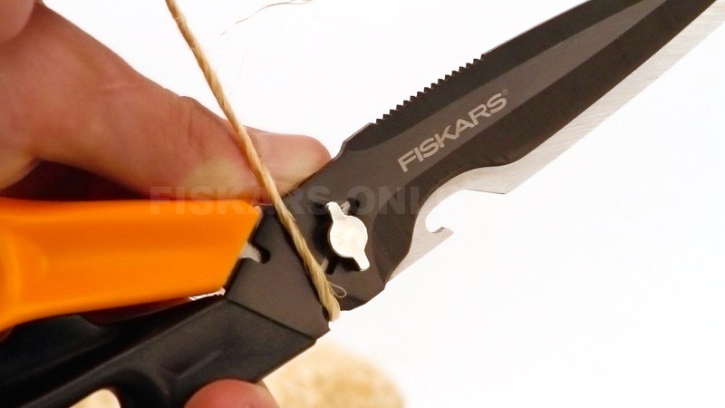 Víceúčelové nůžky Fiskars Cuts&More