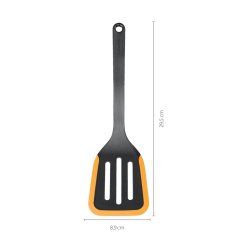 Lopatka na obracení Fiskars Functional Form