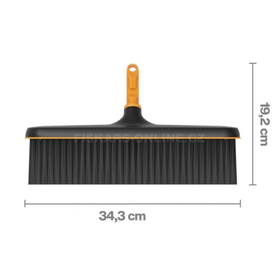Široká metla Fiskars OneClick