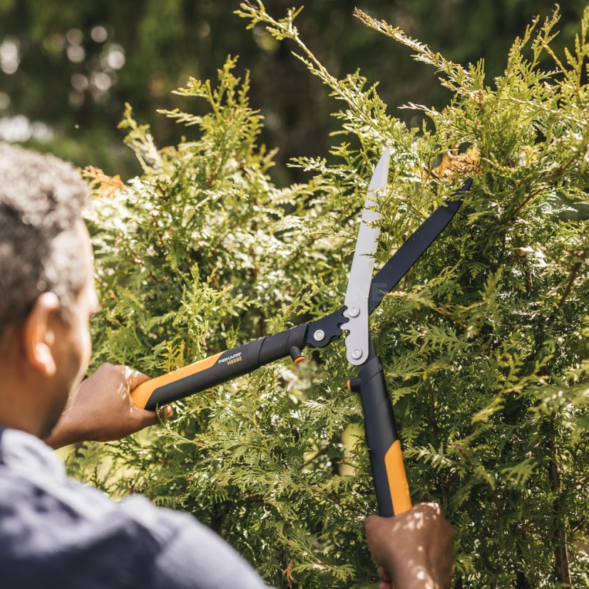 Nůžky na živý plot Fiskars PowerGear™ HSX92
