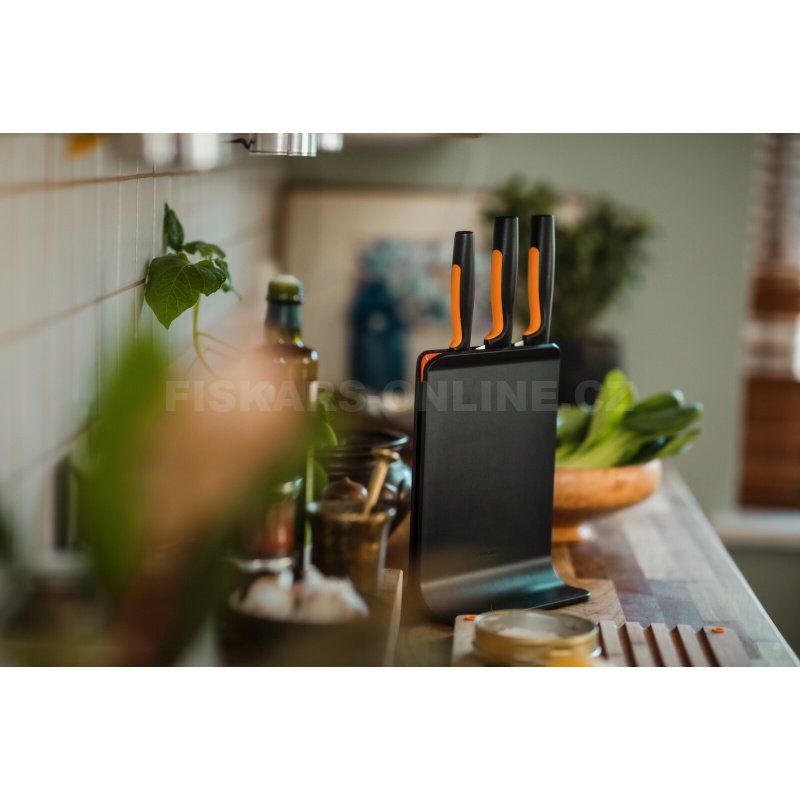 Plastový blok se třemi noži Fiskars Functional Form™