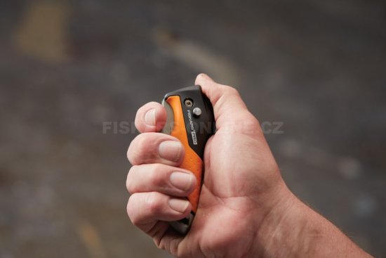 Fiskars CarboMax skladací pracovný nôž