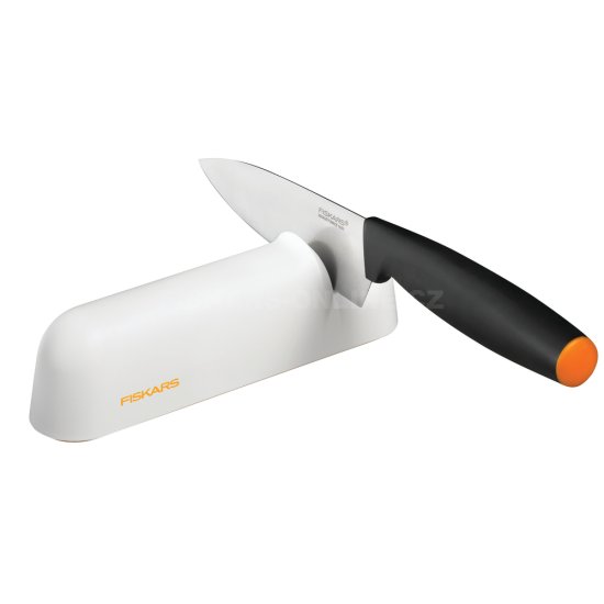 Ostrič nožov Fiskars Roll-Sharp™ biely