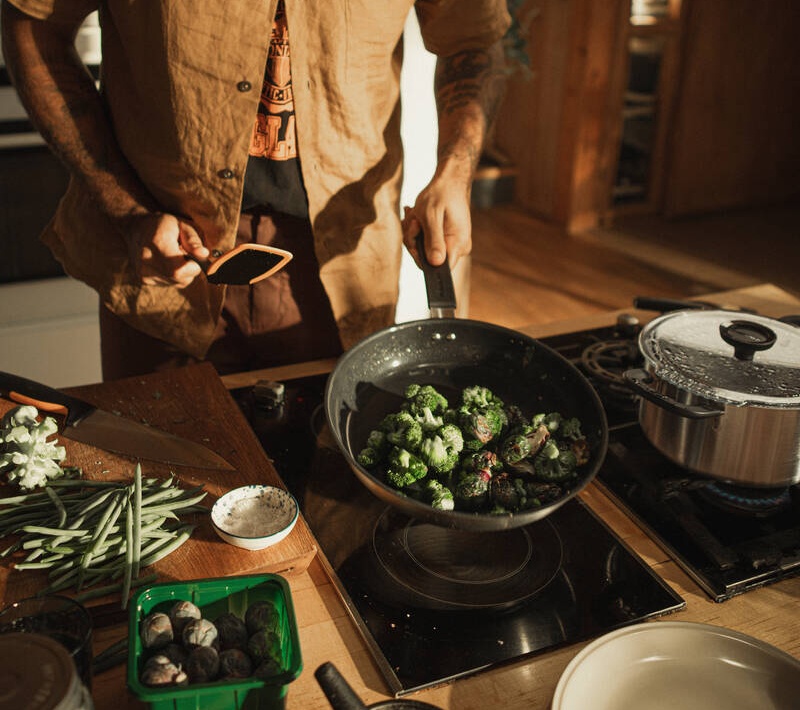 Pánev na smažení Fiskars Functional Form 26 cm