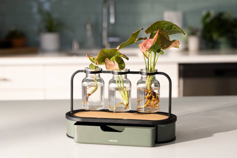 Stanice pro množení rostlin Fiskars