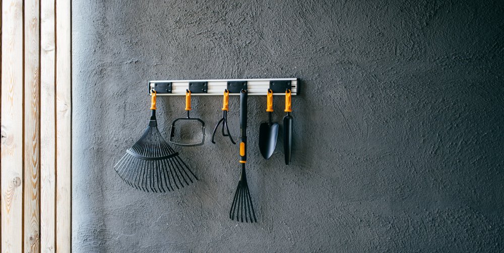 Zahradní nářadí Fiskars OneClick - vyměnitelný systém pro úsporu místa