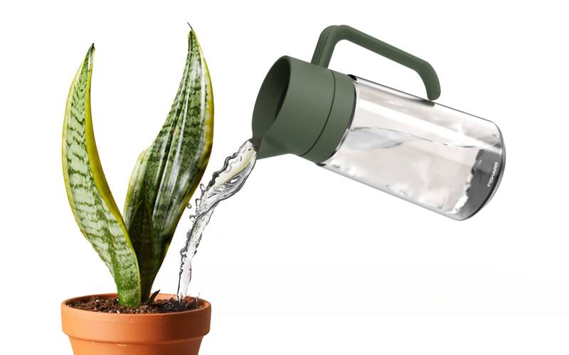 Karafa na zalévání Fiskars