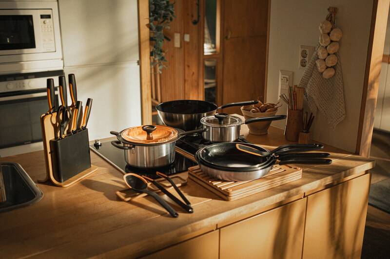 Bambusový blok s pěti noži Fiskars Functional Form