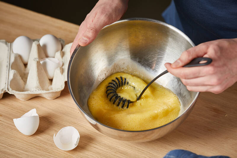 Metla Fiskars s odnímatelnou spirálou