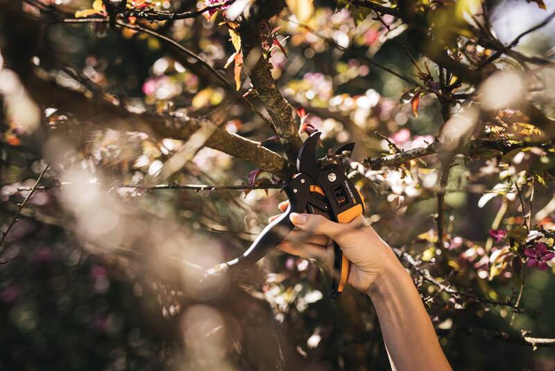 Zahradní nůžky Fiskars P83 PowerStep™